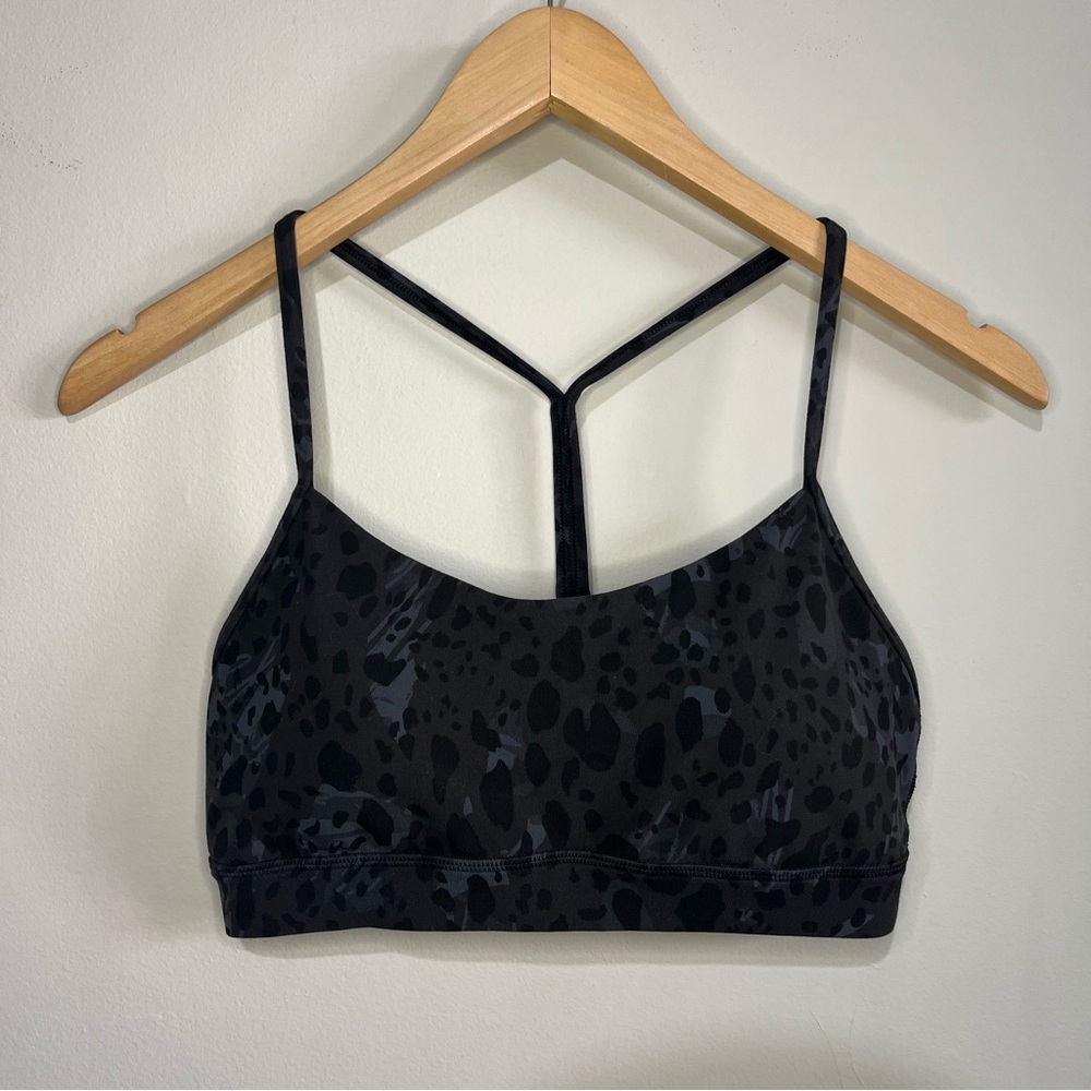 Lululemon flow y bra
